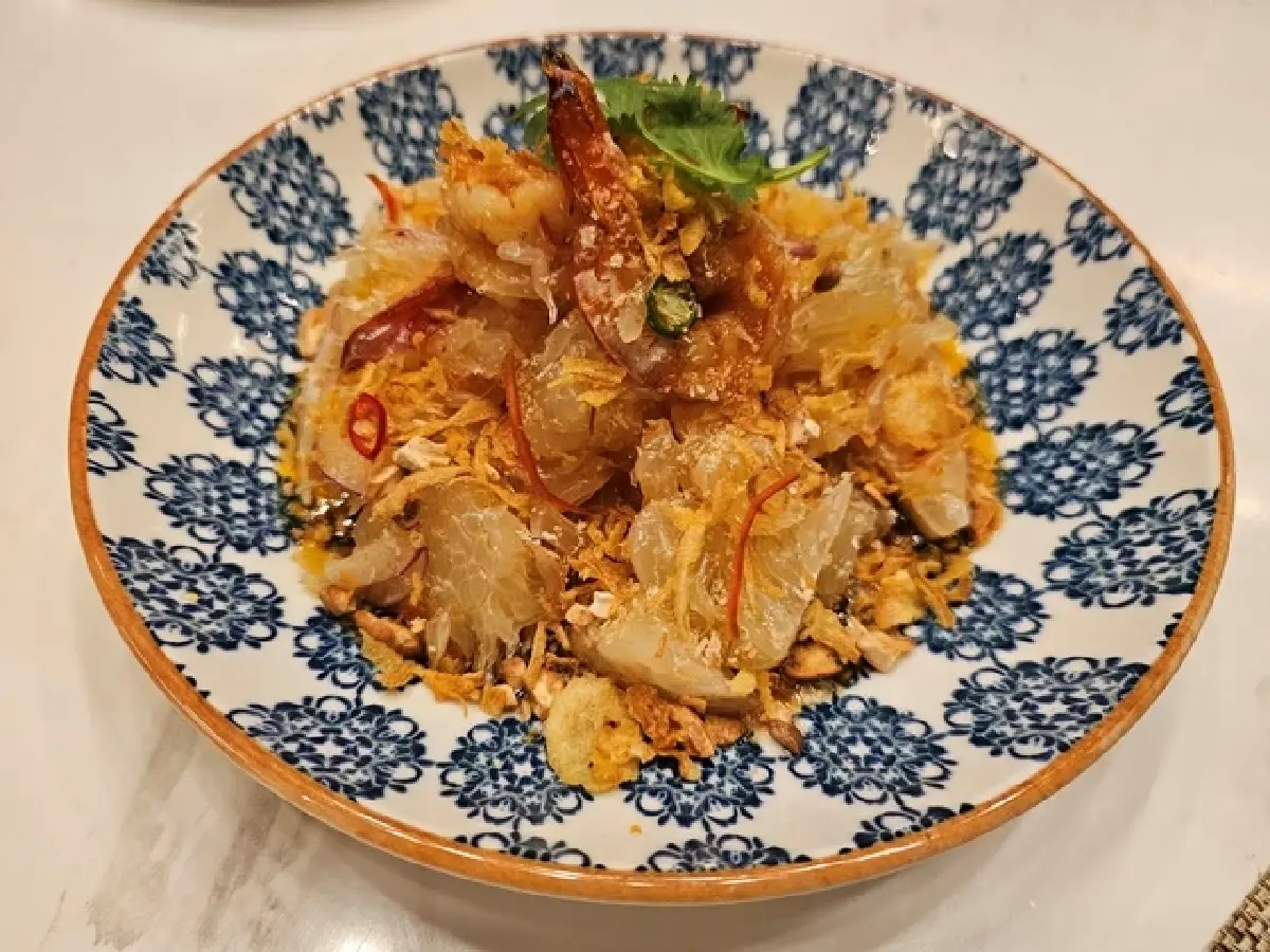 ‘เซตอาหารไทย’  ห้องอาหารเรือนต้น โรงแรมมณเฑียร สุรวงศ์ กรุงเทพฯ