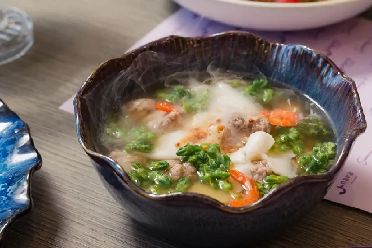 ‘นาราไทย คูซีน’ จับมือ ‘เชฟเบนซ์ อัครเดช’ เปิด ‘สำรับไทย’