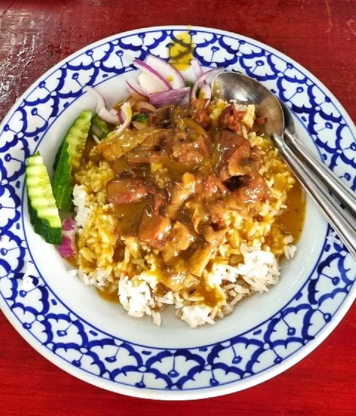 ‘เนื้อตุ๋นรสเยี่ยม’ นิมมานเหมินท์ 11 มีมากกว่า 'ก๋วยเตี๋ยวเนื้อ'