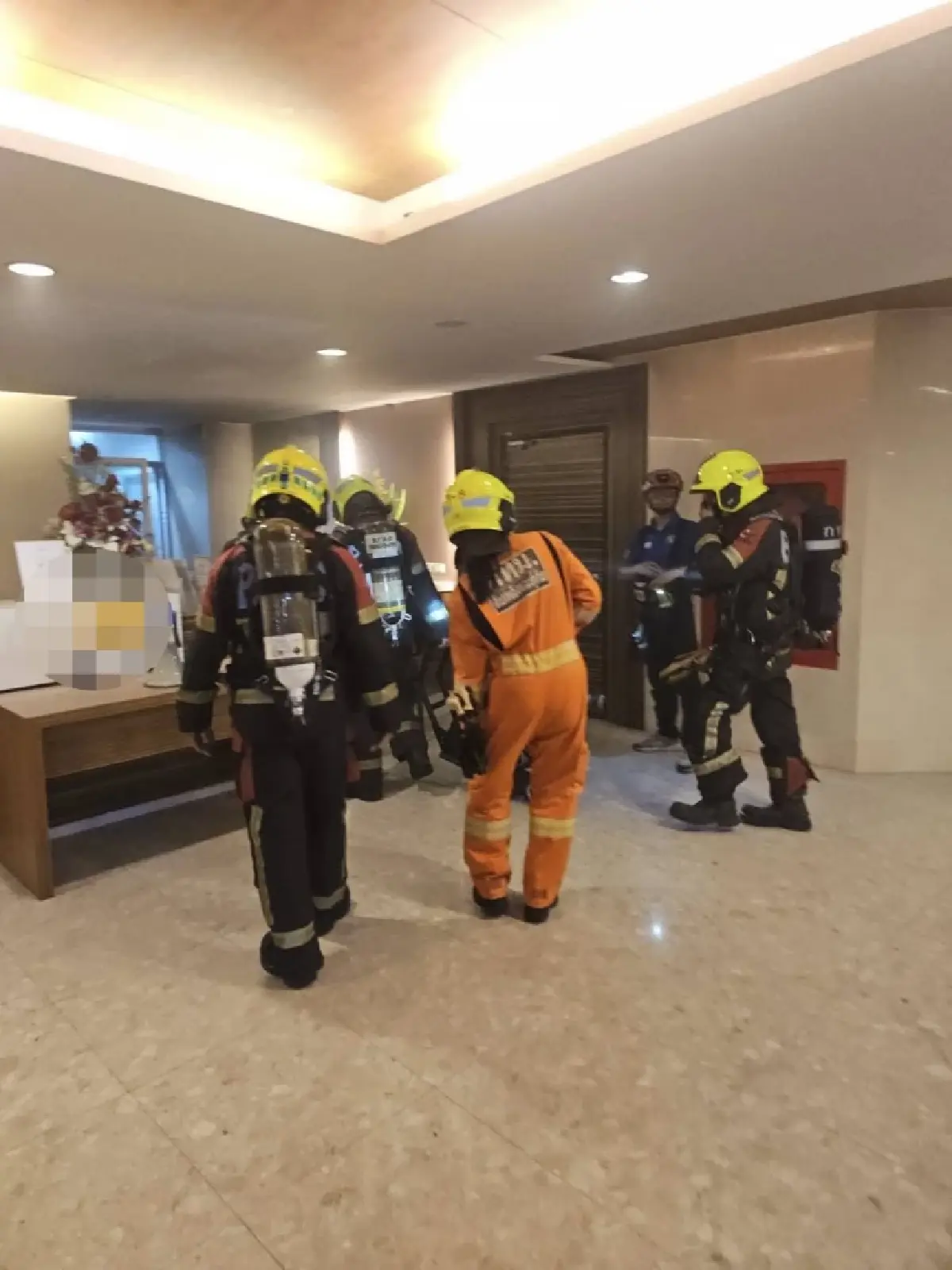 ด่วน เกิดเหตุ ไฟไหม้โรงแรมหรู สุขุมวิท 39 เขตวัฒนา อพยพหนีตายวุ่น