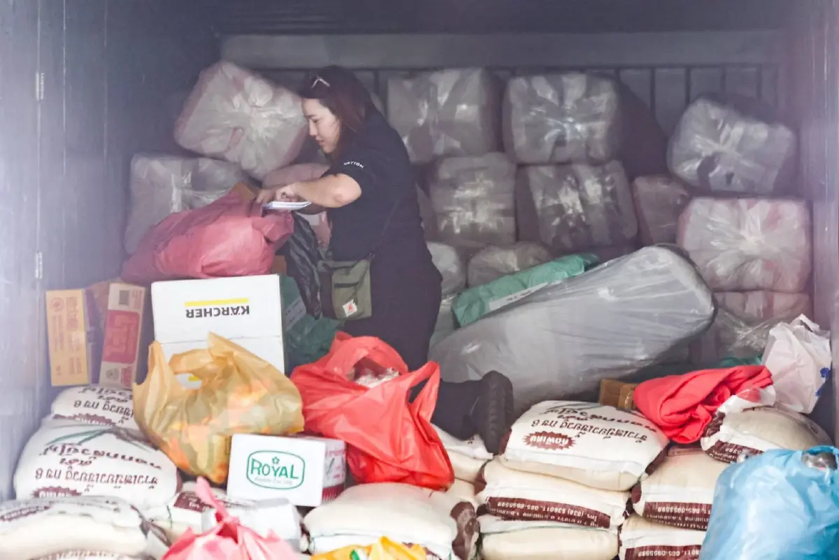 'ไทยพาร์เซิล' จับมือ 'เนชั่นปันน้ำใจ' ส่งความช่วยเหลือชายแดน