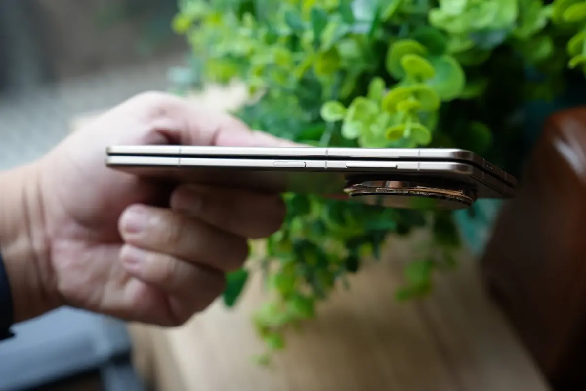 4 เรื่องต้องรู้ก่อนซื้อ 'HONOR Magic V5' มือถือจอพับบางสุดในโลก