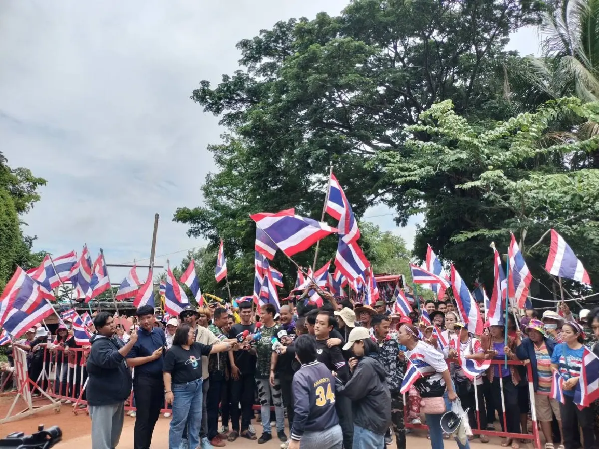 ปฏิบัติการแสดงสัญลักษณ์เพลงชาติไทย ดังก้องบ้านหนองจาน สระแก้ว