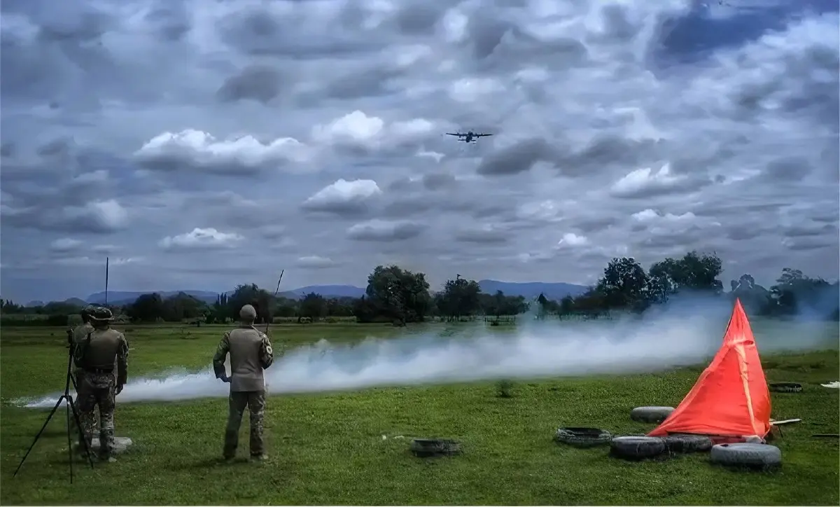 ส่งด่วน ยุทโธปกรณ์ ให้ทหารแนวหน้าพื้นที่การรบ ทอ.พร้อมปฏิบัติการ