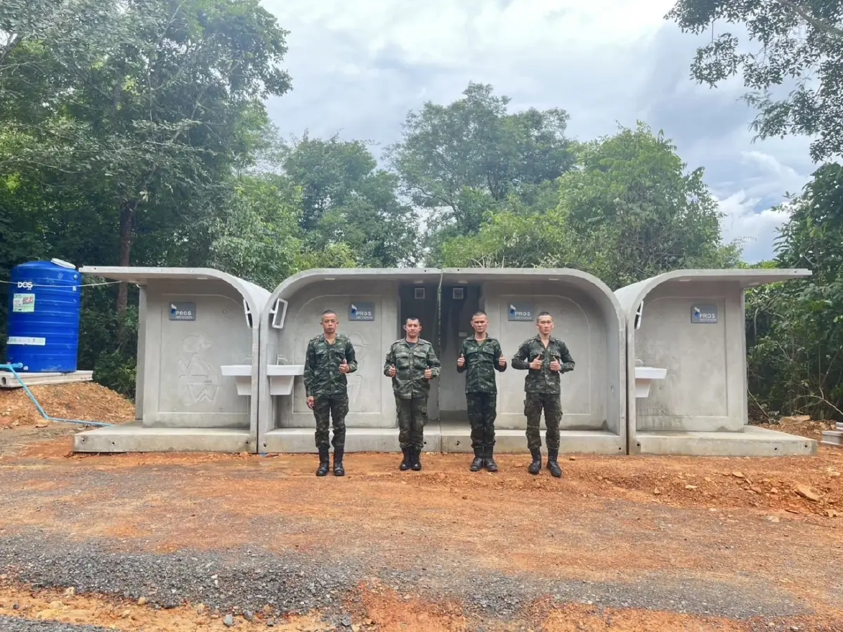 น้ำใจคนไทย! Pros Concrete มอบ 'ห้องน้ำสำเร็จรูป' ให้ทหารแนวหน้า