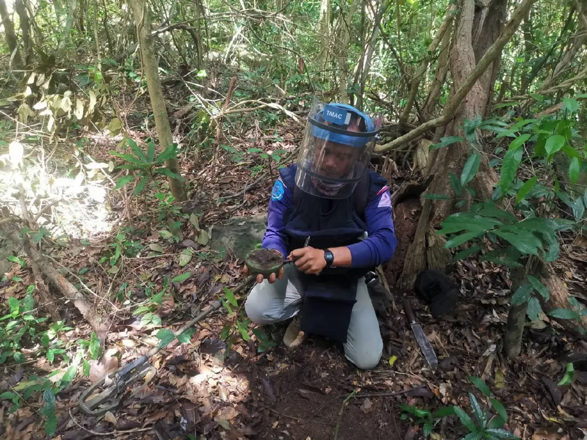 ตรวจพบอีก 3 'ทุ่นระเบิด PMN-2' กองทัพภาคที่ 2 ยันชัด 'ของใหม่ 100%'