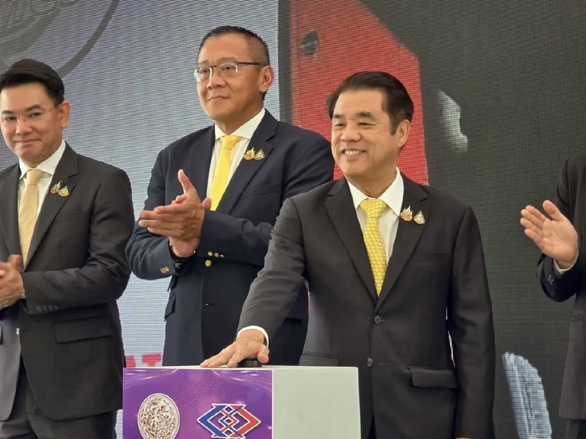 'รถไฟฟ้าสายสีม่วง' เจาะอุโมงค์ลอดเจ้าพระยา ตั้งเป้าทยอยเปิดปี 71