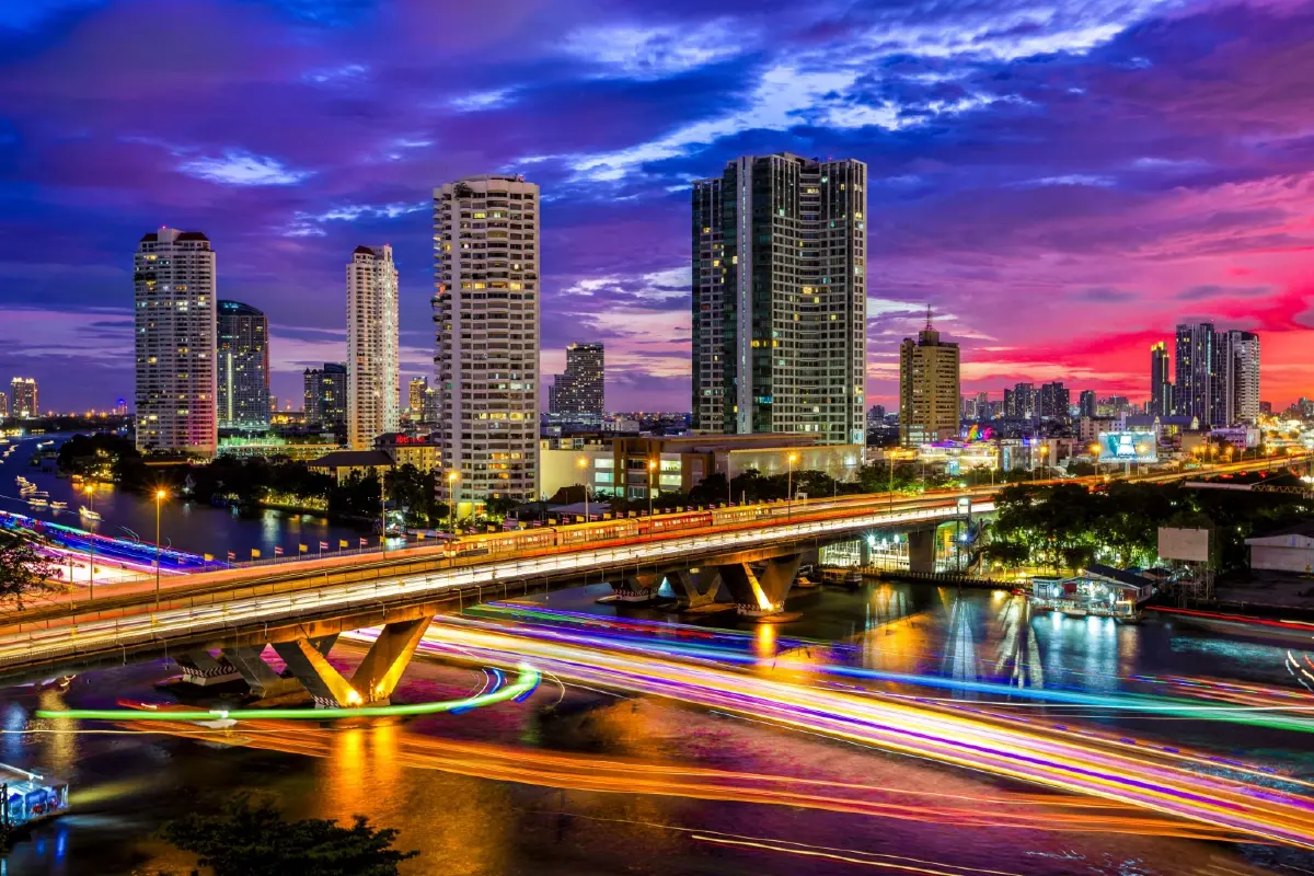 12 ส.ค.นี้ 'กรมทางหลวงชนบท' ชวนเก็บภาพไฟประดับ 12 สะพาน