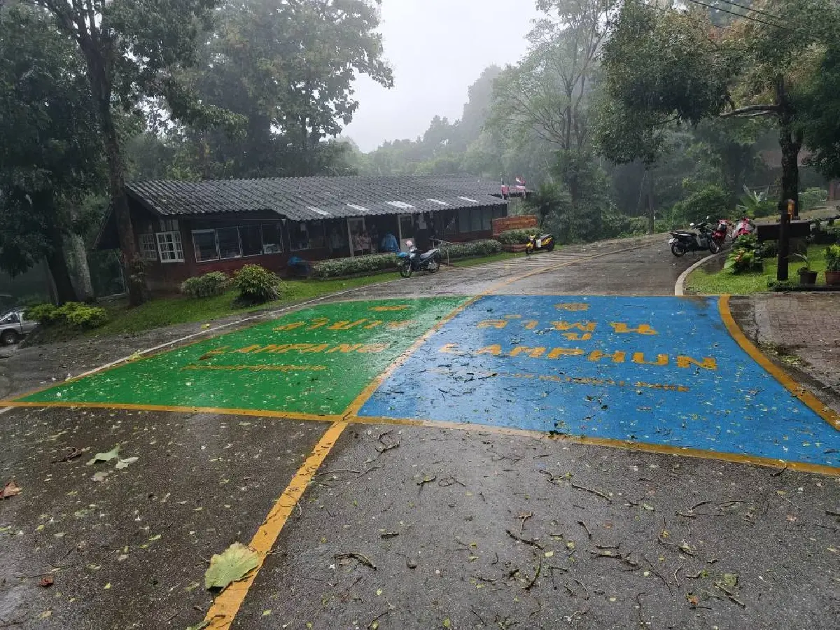 พายุคาจิกิ พ่นพิษ ถล่มภาคเหนือ อุทยานฯ ดอยขุนตาล ฝนตกหนักมาก ลมแรง