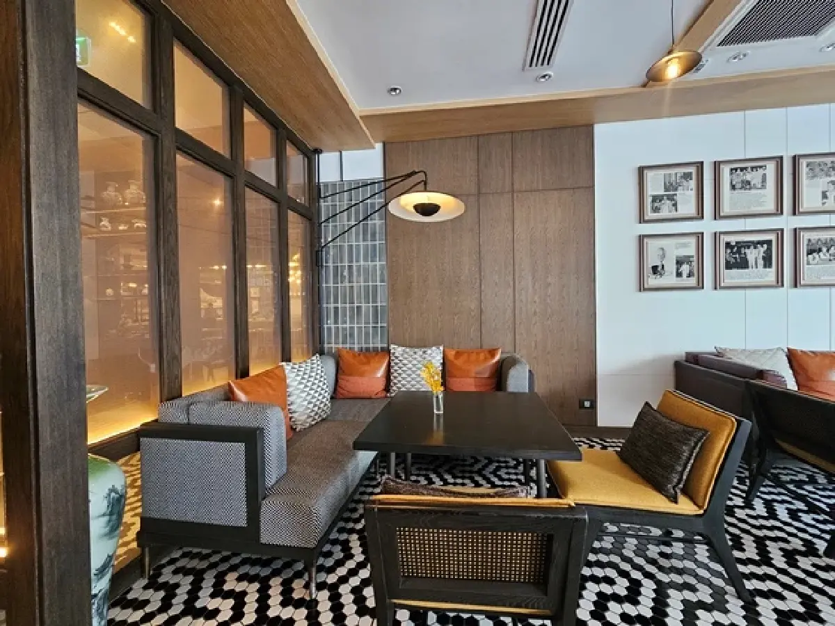 ‘เซตอาหารไทย’  ห้องอาหารเรือนต้น โรงแรมมณเฑียร สุรวงศ์ กรุงเทพฯ