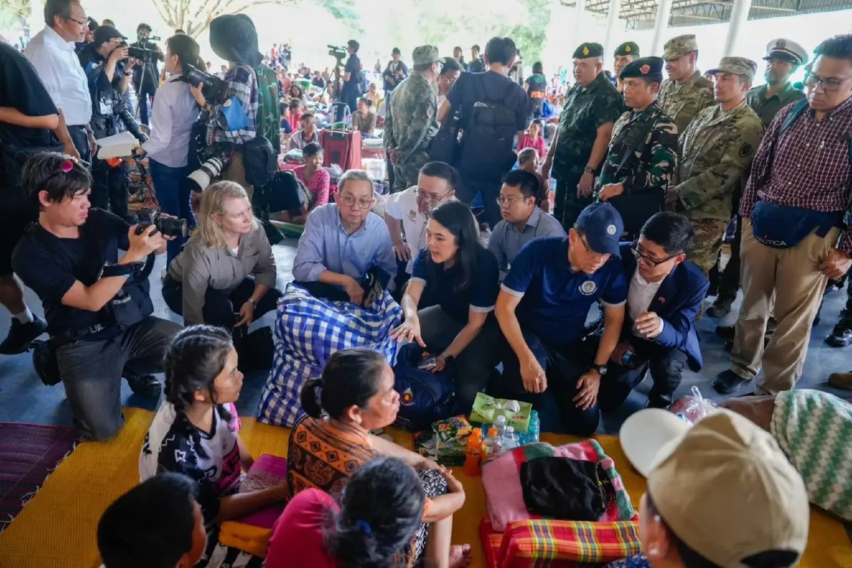 กต.พา ‘ผู้ช่วยทูตทหาร’ ลงชายแดน พิสูจน์ผลกระทบ ‘กัมพูชา’ โจมตีพลเรือน