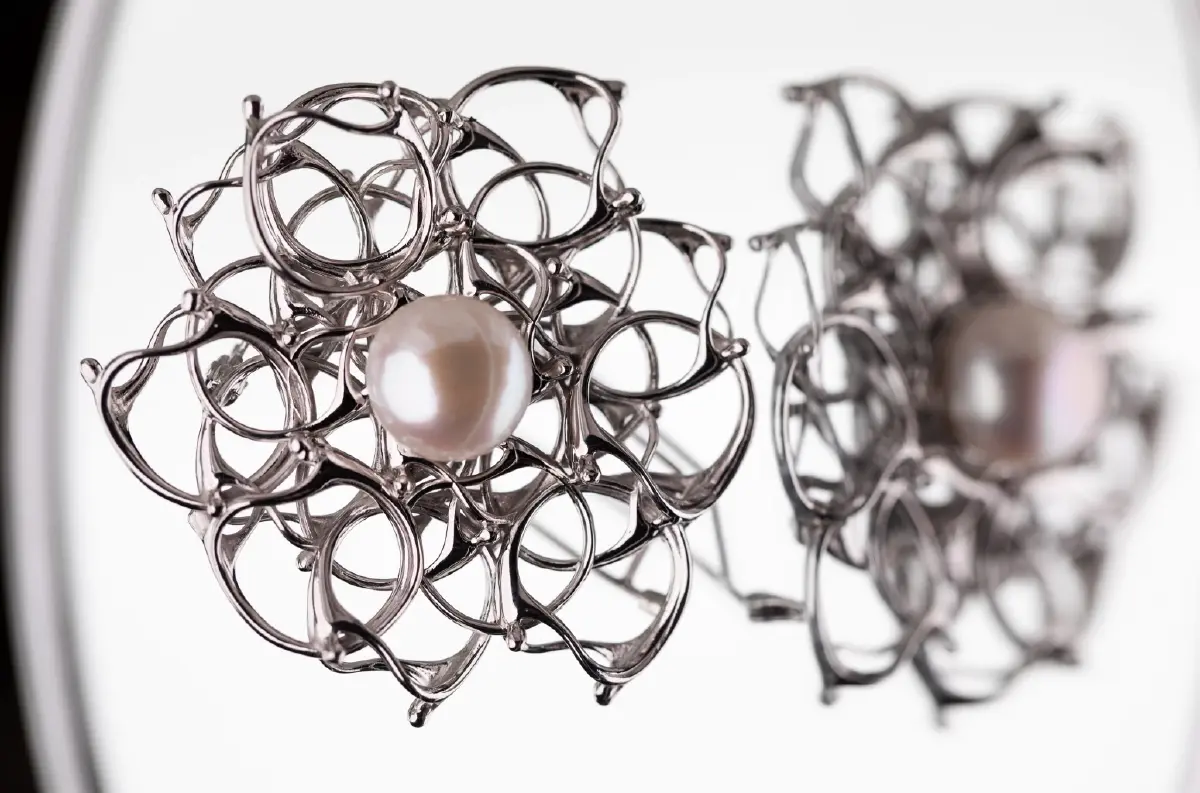 'Matara x Chekh' ไข่มุกแบรนด์ไทยจับมือกับศิลปินยูเครน