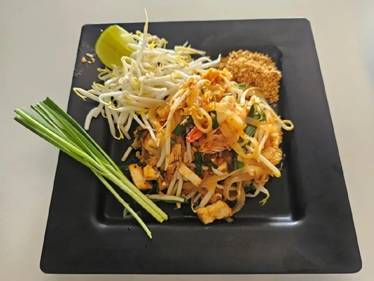 ‘ธัญพร เนื้อตุ๋น’ ขายมา 33 ปี ใน ‘ซอยวัชรพล’ หมูตุ๋น ก็อร่อยนะ