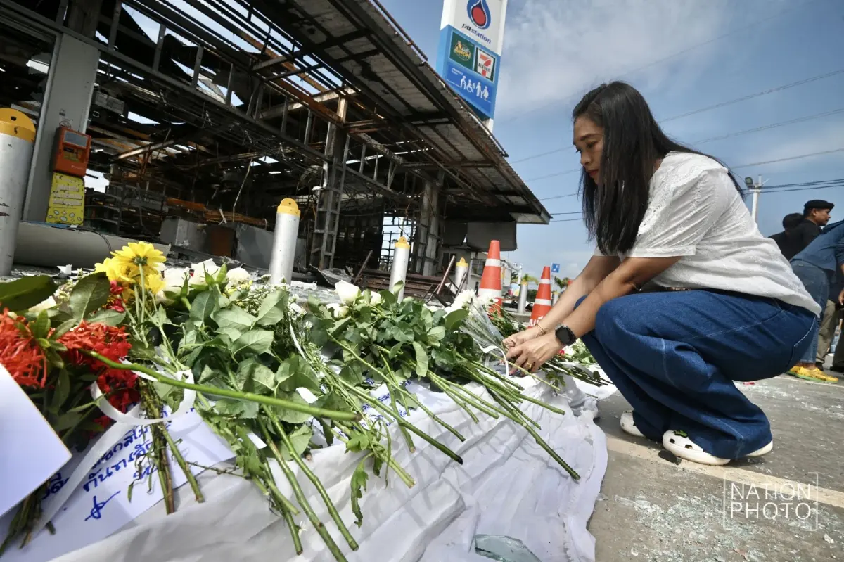 ชาวกันทรลักษ์ หลั่งน้ำตา อาลัยเหยื่อจรวด ปตท. เขมรไร้มนุษยธรรม