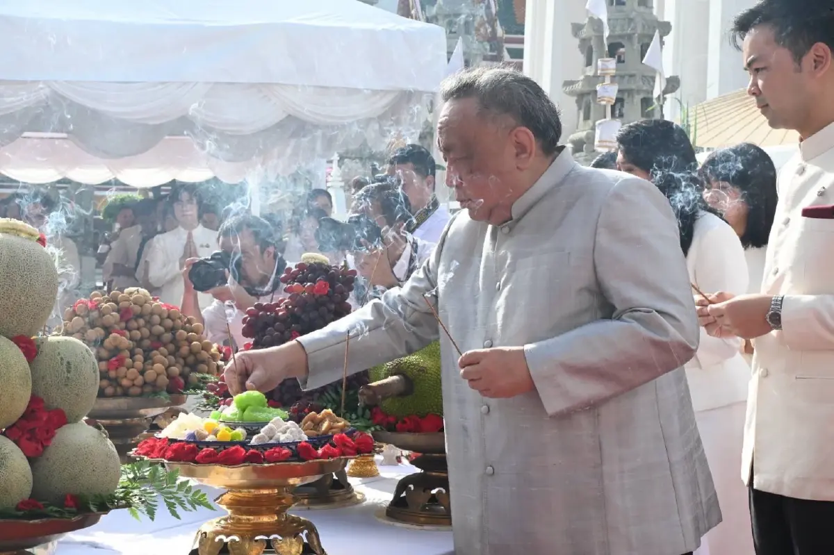 บวงสรวงจัดงานเฉลิมพระเกียรติ ร.8 วันคล้ายวันพระบรมราชสมภพครบ ๑๐๐ ปี