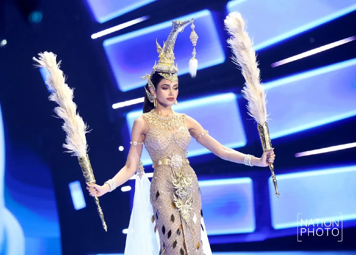 เผยโฉม ชุดประจำชาติ Miss Universe Thailand 2025 เฉิดฉายเวทีจักรวาล