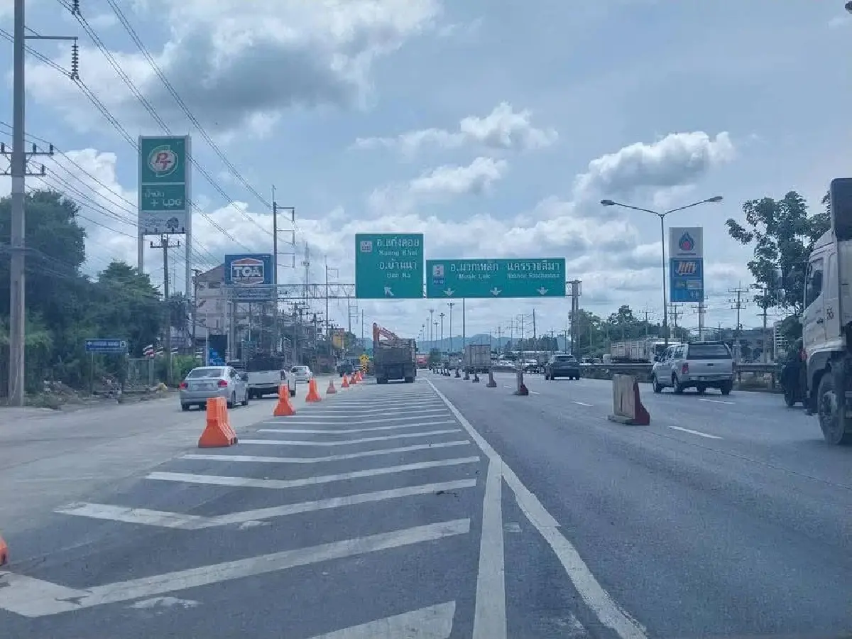 เป็นเรื่อง เดินทางไปอีสาน เช็ก ปิดถนนมิตรภาพ 15 วัน ขาออก กทม. 1 ช่อง