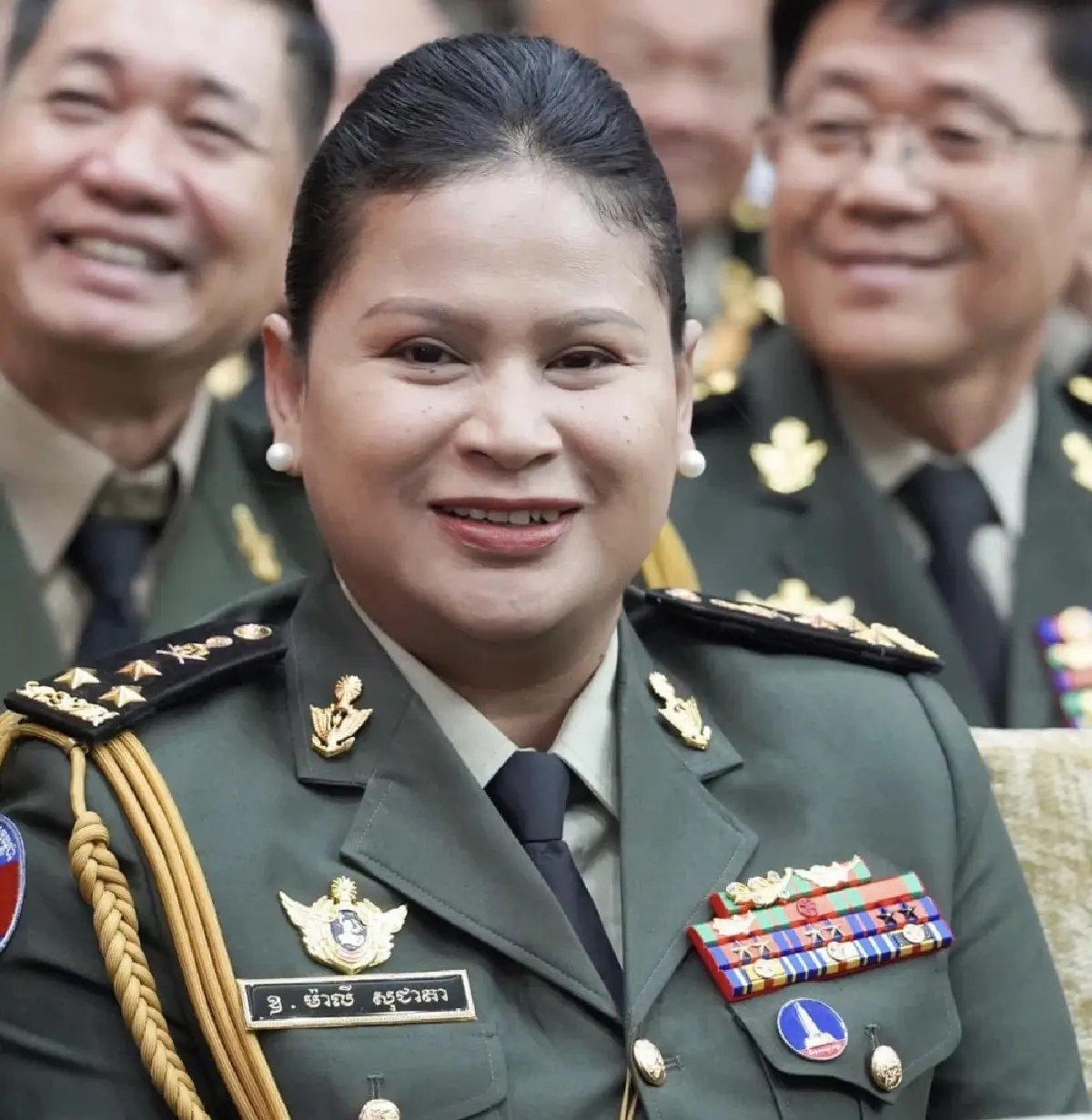 'ธี โสวันทา-มาลี โสเจียตา' ดอกไม้ในระบอบ 'ฮุนเซน'