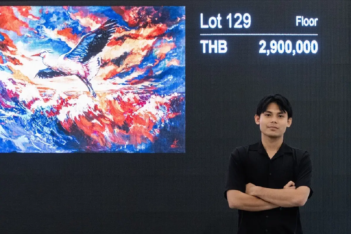 2 ภาพวาด 'สงครามส่งด่วน' เริ่มต้น 50,000 บาท ปิดประมูลหลักล้าน!