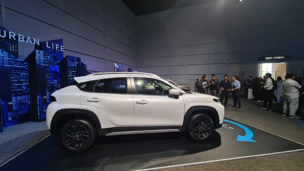 เปิดราคา Suzuki FRONX นำเข้าอินโดนีเซีย เริ่มต้น 689,000 บาท