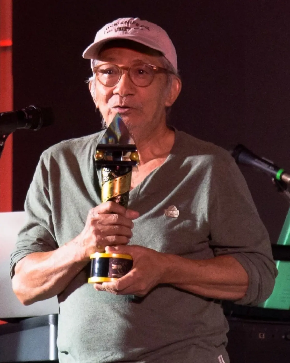 ‘หลานม่า’ คว้ารางวัล 'ภาพยนตร์ไทยเกียรติยศ' ชมรมวิจารณ์บันเทิง ปี 67