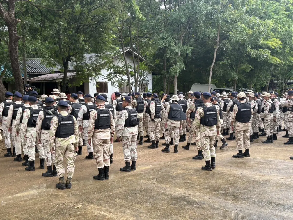 ด่วน! บ้านหนองหญ้าแก้ว เดือด ใช้กระสุนยาง-แก๊สน้ำตา สกัดชาวกัมพูชา