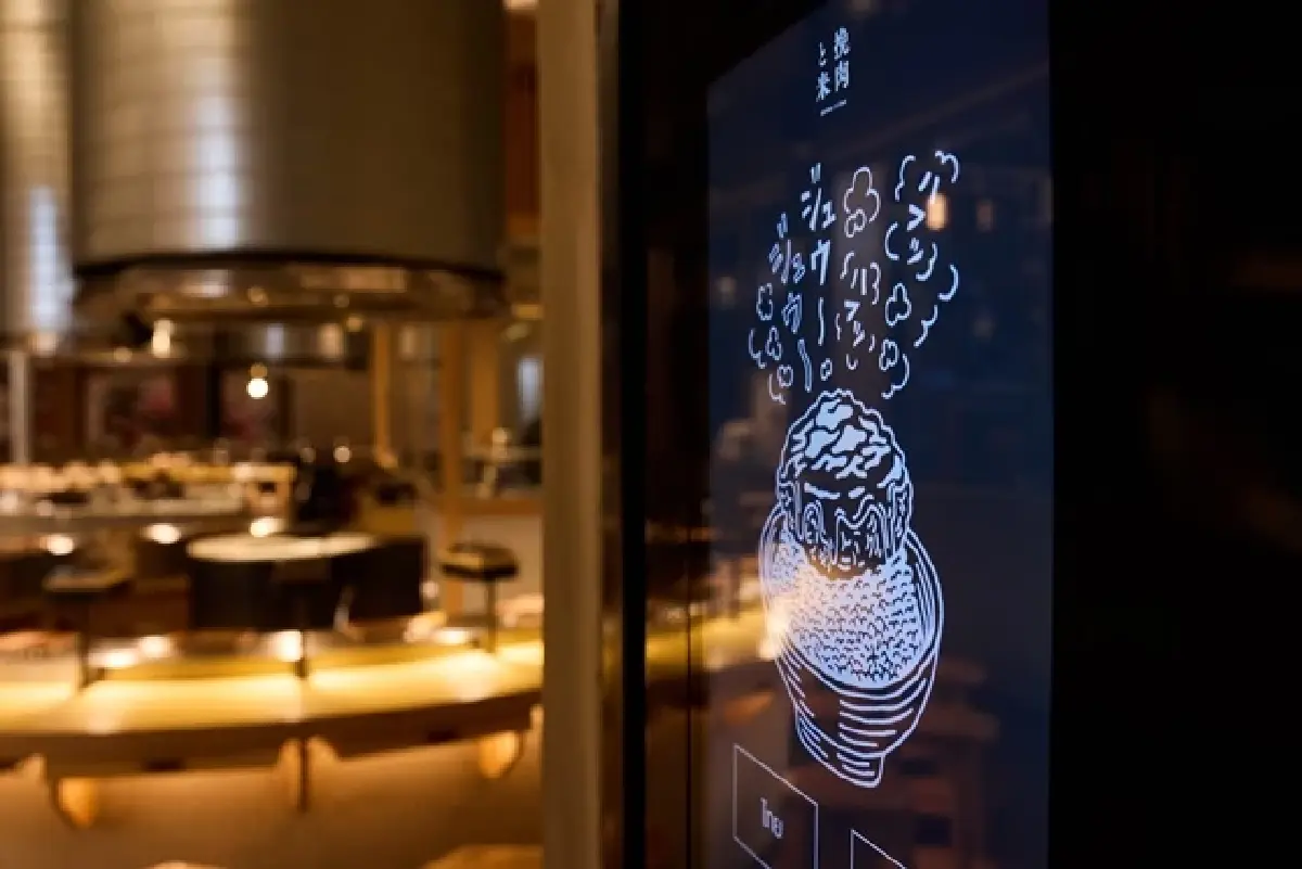 ‘แฮมเบิร์กเตาถ่าน’ นามว่า ‘ฮิคินิคุ โตะ โคเมะ’ บุก ‘เซ็นทรัลพาร์ค’