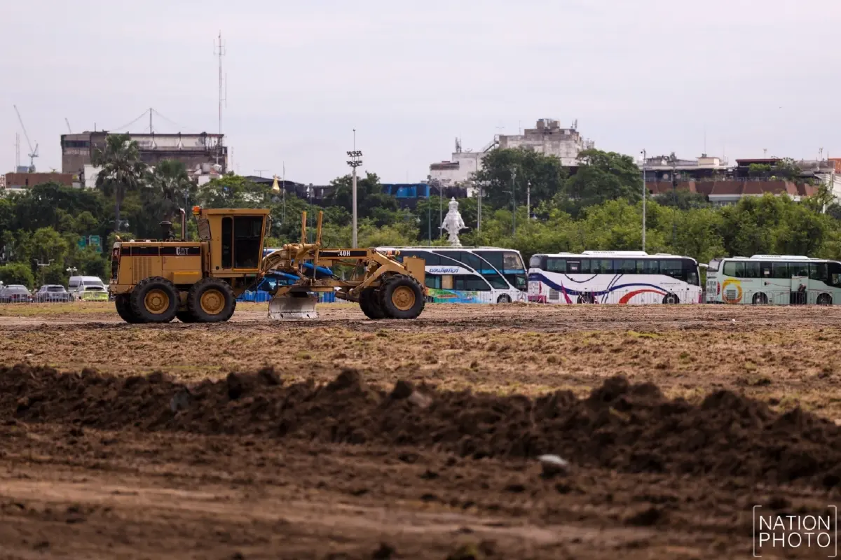 ‘กทม.’ แจง ปรับปรุงสนามหลวงตามแผน ปรับภูมิทัศน์ เพิ่มไฟส่องสว่าง