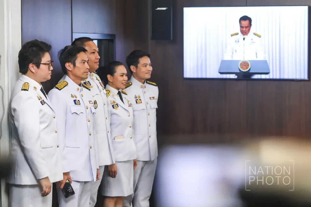 โผ ครม.ใหม่ รัฐมนตรี 'กลาโหม-ยุติธรรม' ลุ้น 2 นายพล คนนอก