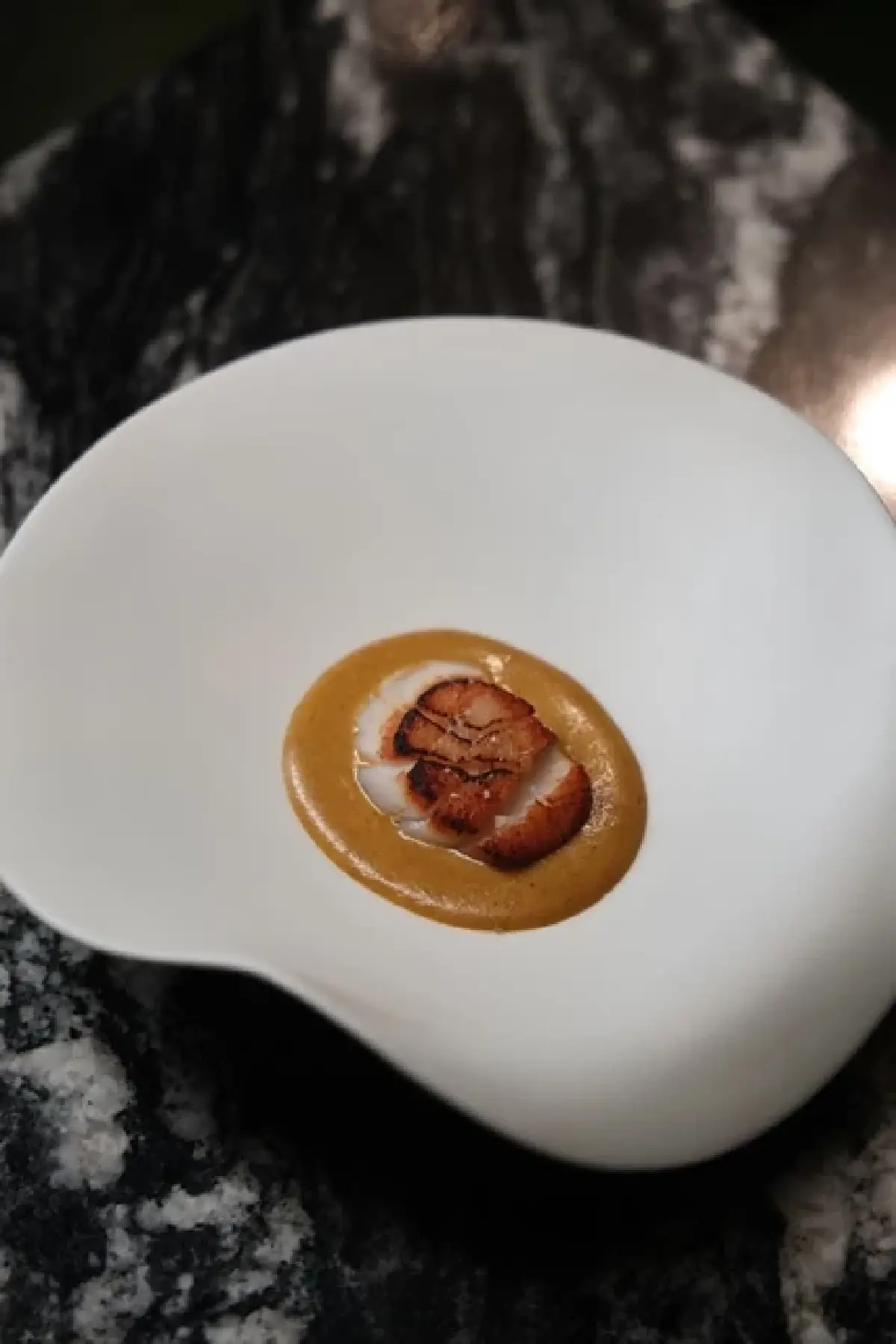 ‘เชฟแพม’ ร่วมกับ ‘The Macallan’  ปรุง เมนูพิเศษ 6 คอร์ส ที่ ร้าน ‘โพทง’