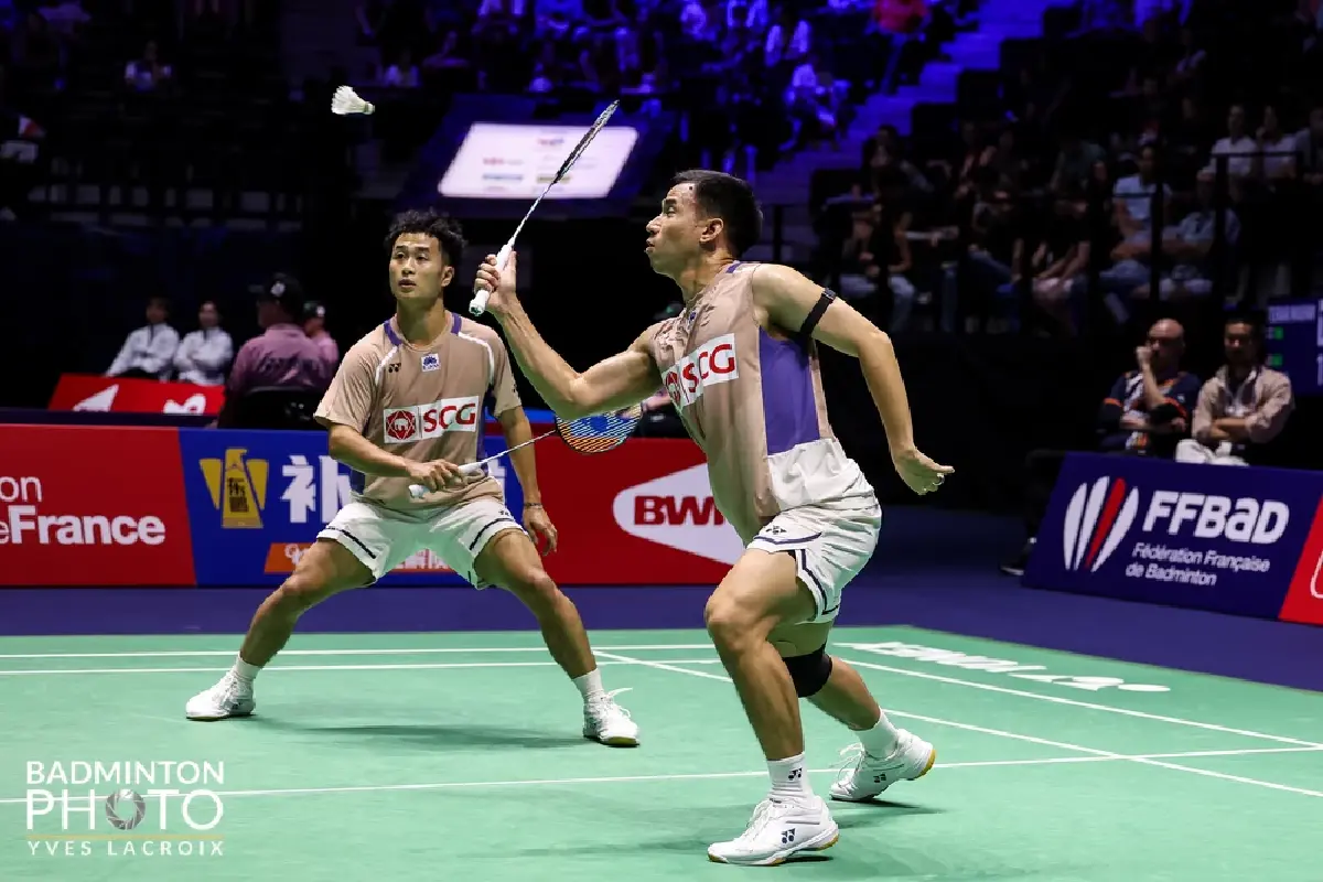 ถ่ายทอดสดแบดมินตัน 'บาส-สกาย' ทีมชาติไทย พบ จีน Hong Kong Open 2025