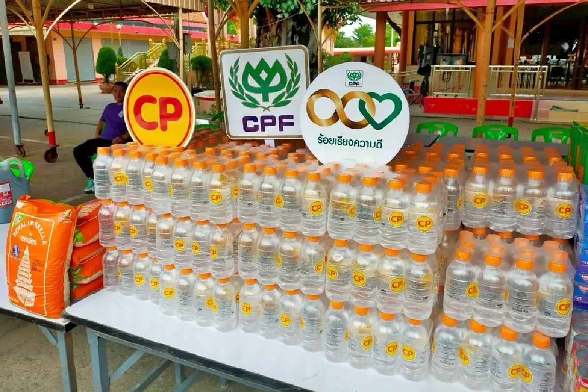ซีพีเอฟ อยู่เคียงข้างทุกวิกฤติ เร่งช่วยชาวท่าเรือ อยุธยา สู้ภัยน้ำท่วม