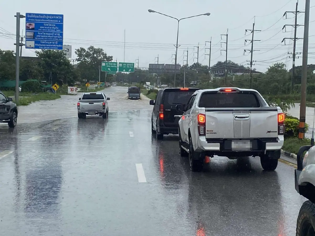 น้ำป่าซัดท่วม อ.วังสะพุง จ.เลย ระดับน้ำขึ้นเร็วมาก 4 หมู่บ้านอ่วม