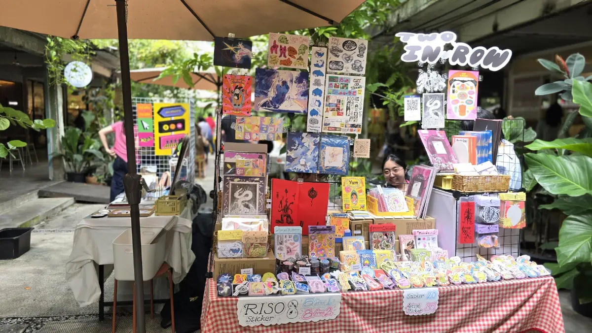 ‘หนังสือทำมือ’ Zine และการออกร้าน Zine Fair ของคน Gen Z Gen Y