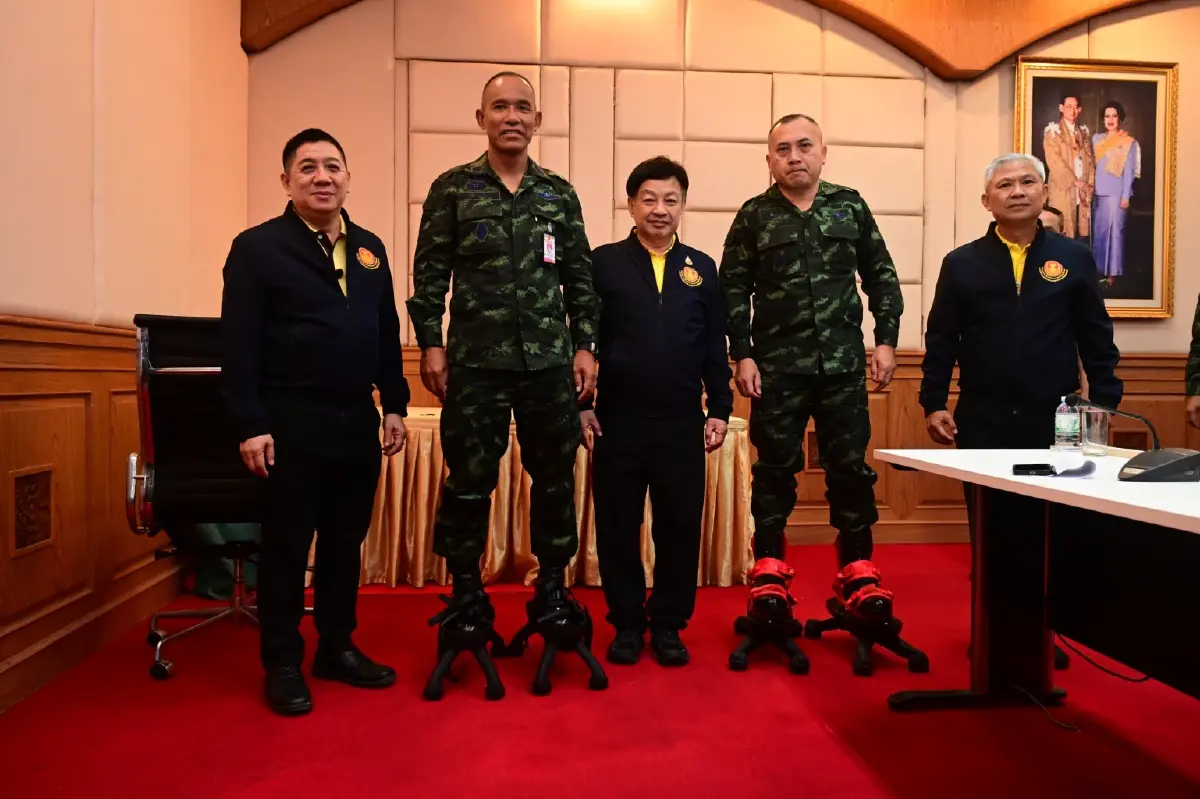 ยลโฉม "รองเท้านิลมังกร" รองเท้าลดแรงทุ่นระเบิด ช่วยทหารลาดตระเวน