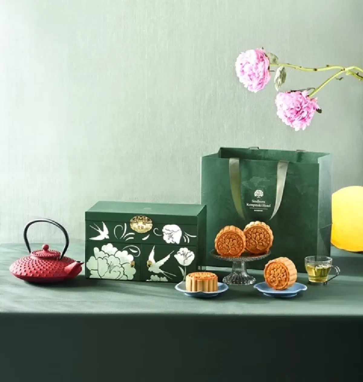 ‘20 แบรนด์’ ขนมไหว้พระจันทร์ 2025 ที่ไหน กล่องสวย ขนมอร่อย