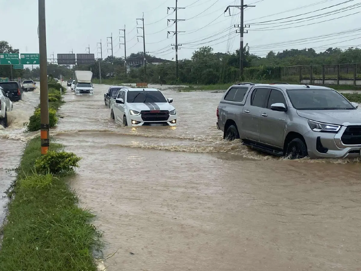 น้ำป่าซัดท่วม อ.วังสะพุง จ.เลย ระดับน้ำขึ้นเร็วมาก 4 หมู่บ้านอ่วม