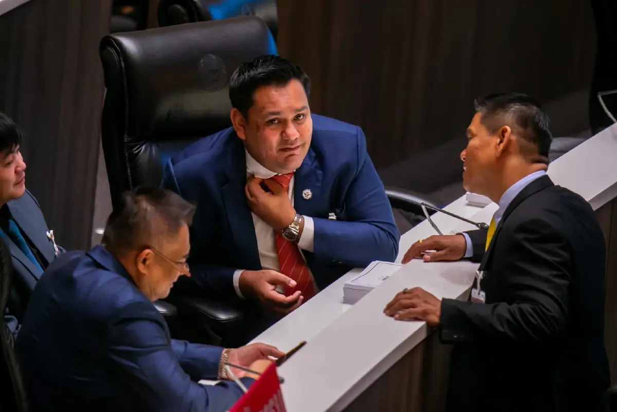 ‘กล้าธรรม’ ปิดจ๊อบ ครม. ‘ไผ่-บีลา’ ชวด ‘นเรศ-อามินทร์’ เสียบ รมช.เกษตรฯ