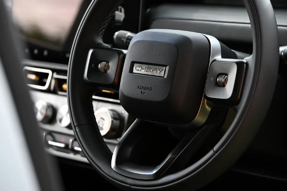 เชอรี ยันไม่เล่นเกมราคา 'CHERY V23 - TIGGO8 CSH' 2 รุ่นแรก บุกตลาดไทย