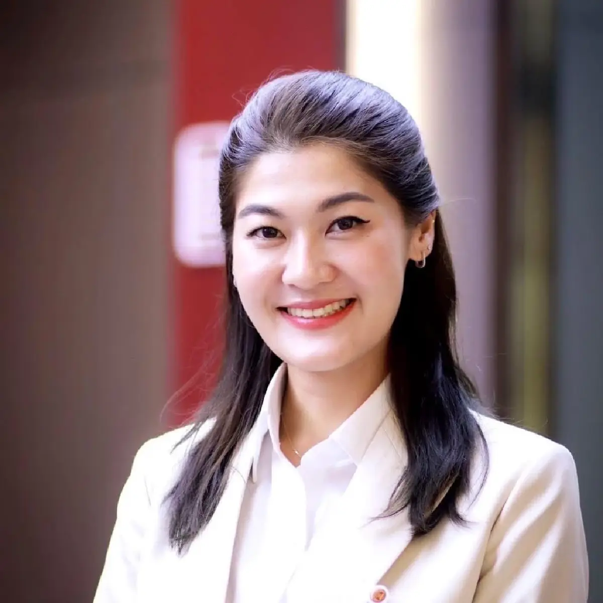 'อีสาน' วันนี้ไม่มีเจ้าของ 'ธรรมนัส' เปิดตัว 'กุ่ย กล้าธรรม'