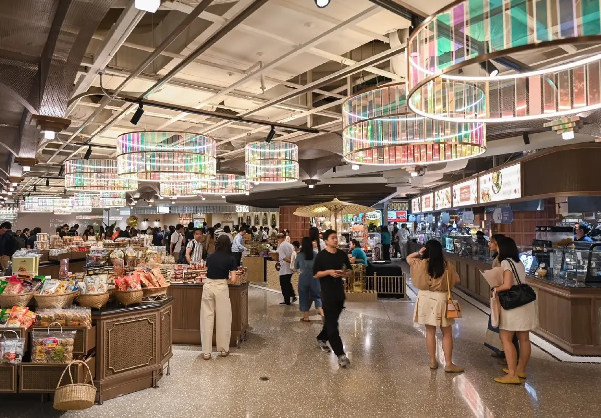 คลื่นลูกค้าทะลัก 'เซ็นทรัล พาร์ค' วันแรก 70,000 คน สายคอนเทนต์แห่เช็กอิน Roof Park