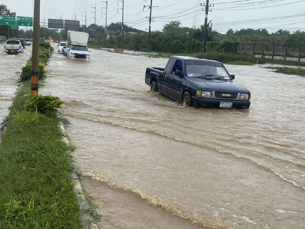 น้ำป่าซัดท่วม อ.วังสะพุง จ.เลย ระดับน้ำขึ้นเร็วมาก 4 หมู่บ้านอ่วม