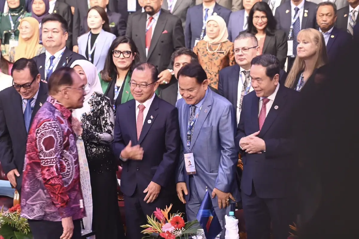 'อันวาร์' เปิดประชุมAIPA เชื่อปมไทย-กัมพูชา 'ผู้นำการเมือง'ทำงานร่วมกัน