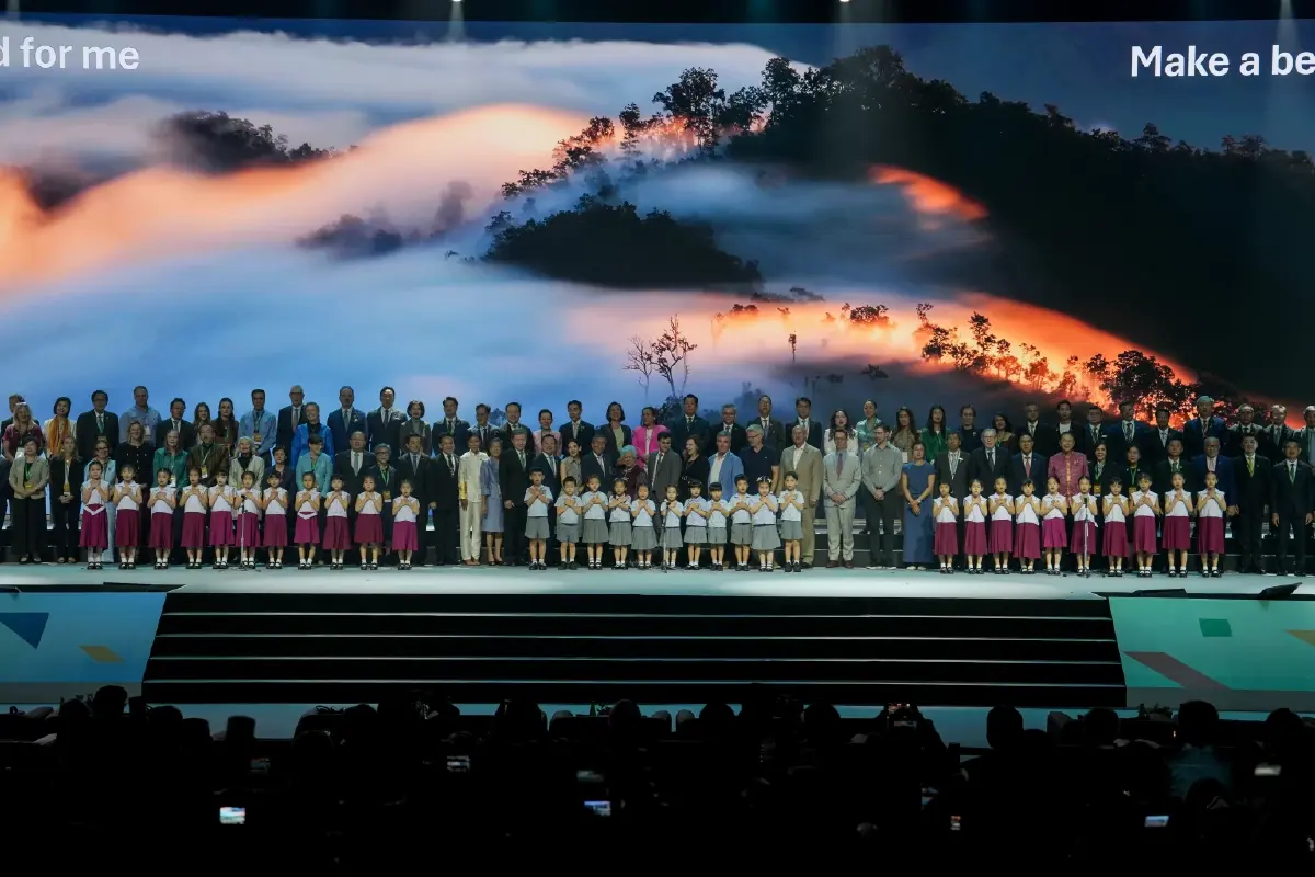 SX2025 เปิดฉากอย่างเป็นทางการ 'ฐาปน' เผยแนวคิด 'พอเพียง ยั่งยืน เพื่อโลก'