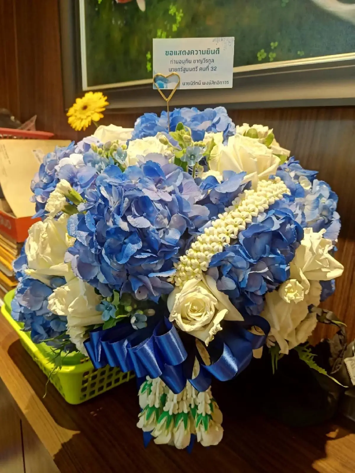 แห่ยินดี 'อนุทิน' ส่วน โผ ครม.ยังไม่นิ่ง แกนนำ ภท. บอกเป็นไปตามข่าว