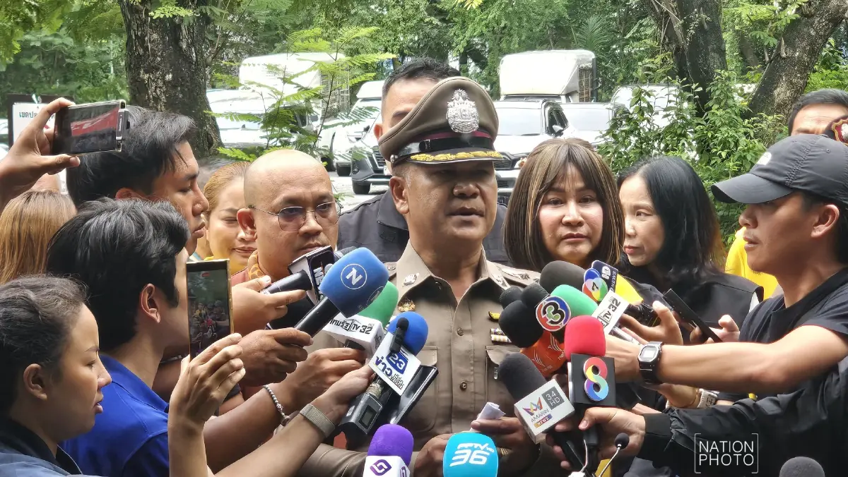 คืบหน้า สิงโตรุมขย้ำ จนท.สวนสัตว์ พยานเล่านาทีเกิดเหตุ ย้ำกฎห้ามลงจากรถ