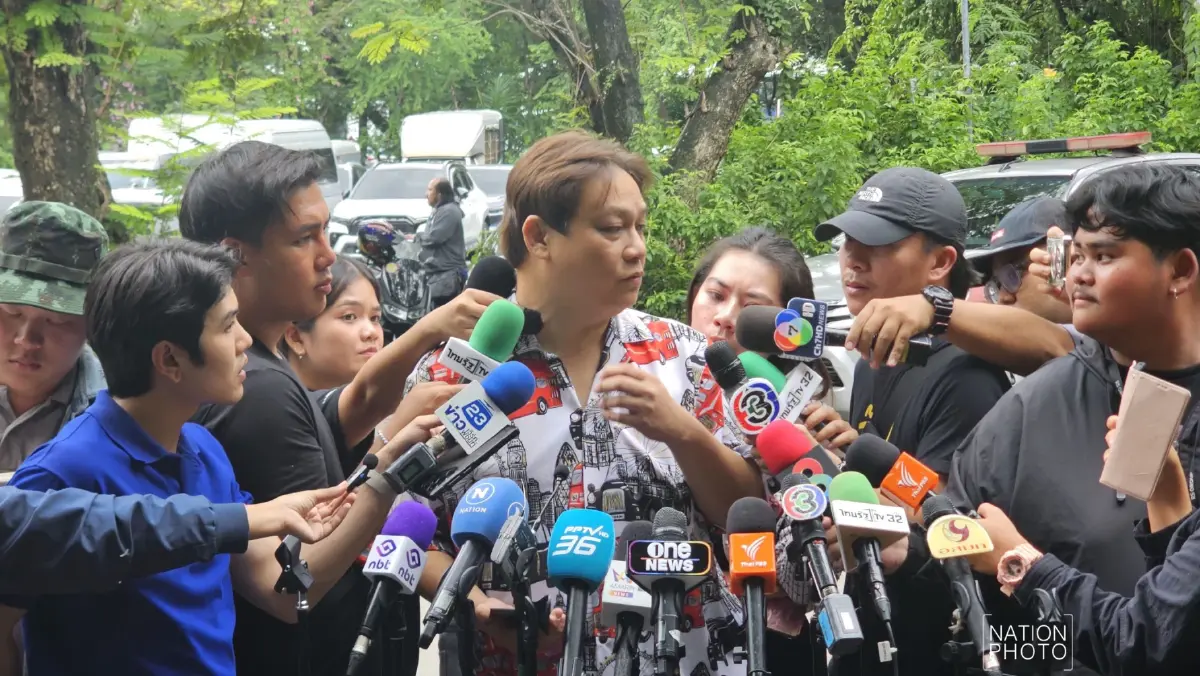 คืบหน้า สิงโตรุมขย้ำ จนท.สวนสัตว์ พยานเล่านาทีเกิดเหตุ ย้ำกฎห้ามลงจากรถ