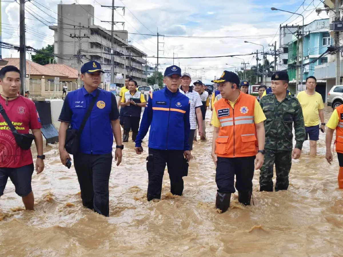 น้ำท่วมใหญ่ 'หล่มสัก-หนองไผ่' เพชรบูรณ์ หลัง 'พายุหนองฟ้า' ถล่ม