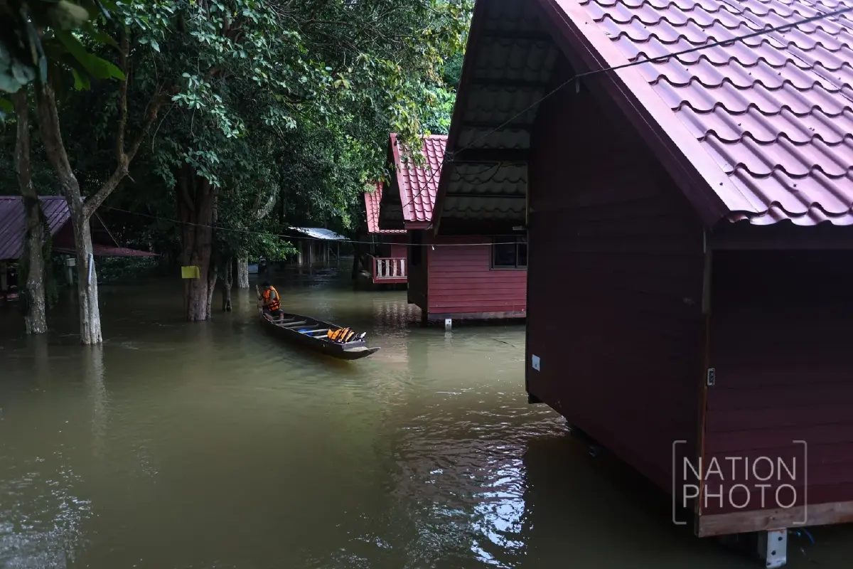 พิษ "พายุบัวลอย" อ.สังขะ สุรินทร์ น้ำท่วมขยายวงกว้าง เดือดร้อน 12 ตำบล