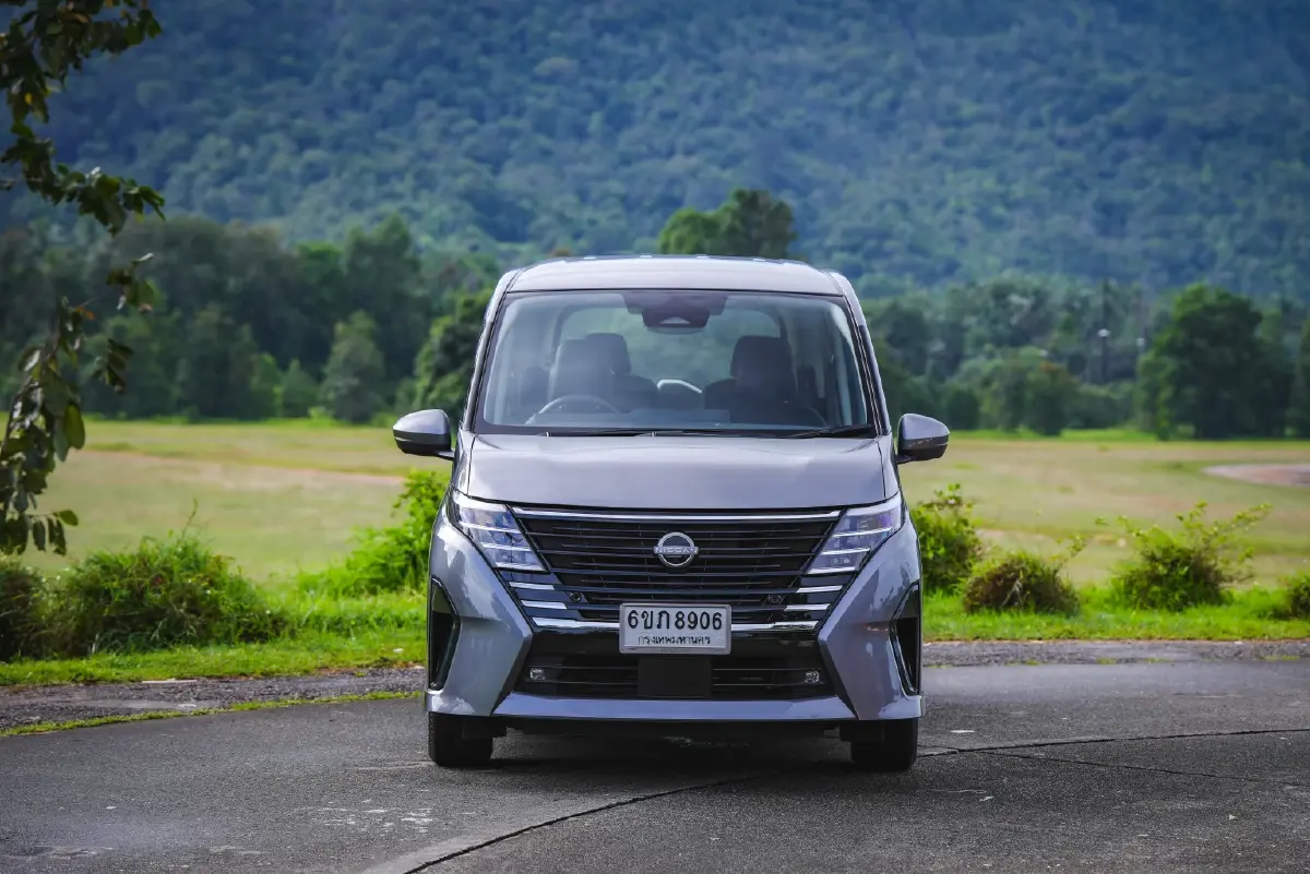 นิสสัน Serena e-Power ประหยัด ขับง่าย เร่งรีบได้ ใช้งานคล่องตัว 